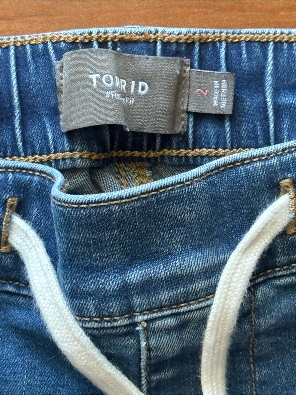 Torrid Wekeend Wide Leg Super Soft Ankle Crop Jeans SIZE 2X 18/20 EUC - Picture 4 of 9